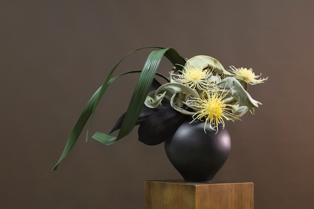 棕橘香槟黄色 · 仿真花艺,90 × 42 × 60 cm