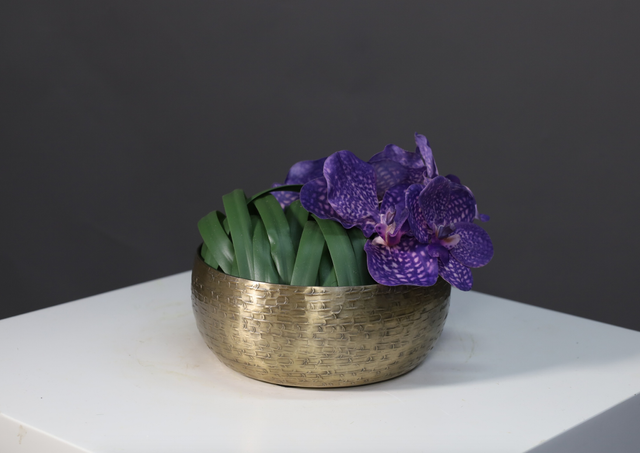 粉紫色 · 仿真花艺，20 × 22 × 15 cm