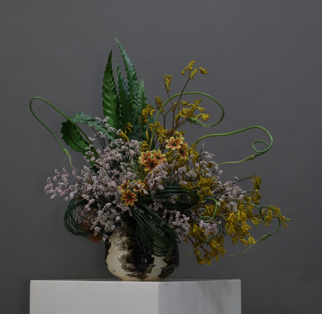 棕橘香槟黄色 · 仿真花艺,60 × 45 × 68 cm