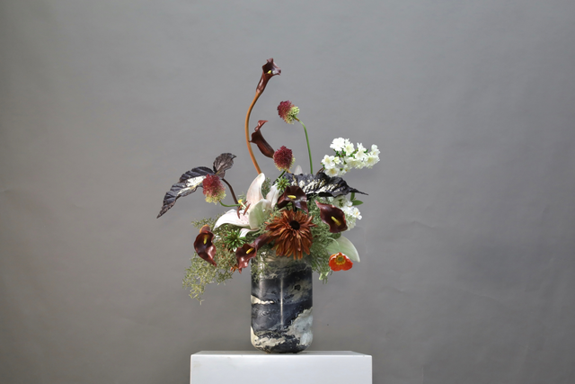 棕橘黄 · 仿真花艺,50 × 46 × 78 cm