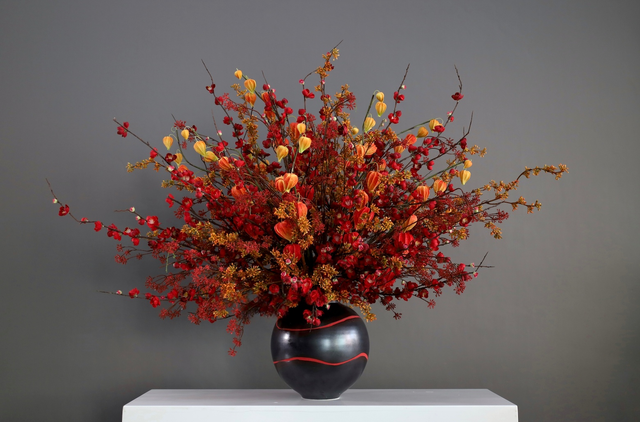 大堂花 · 仿真花艺,135 × 101 × 108 cm