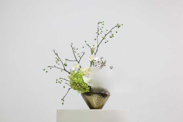 绿色 · 仿真花艺，53 × 35 × 70 cm