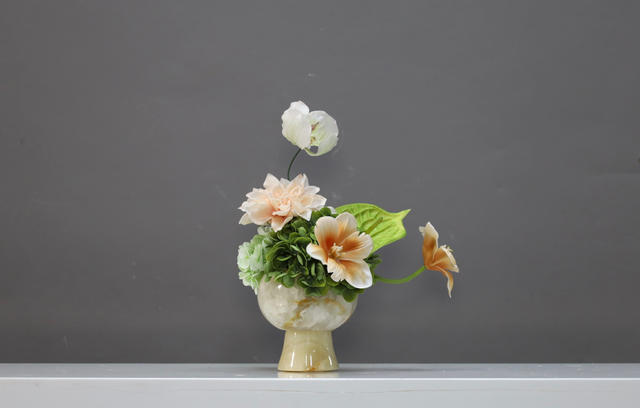 香槟 · 仿真花艺,27 × 25 × 34 cm