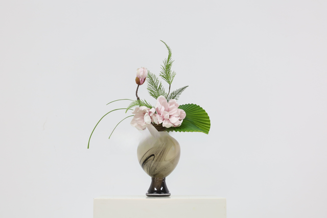 粉紫色 · 仿真花艺,42 × 21 × 55 cm