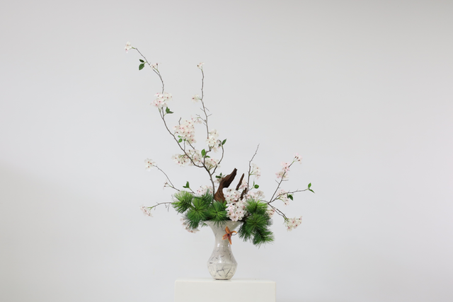 绿色 · 仿真花艺，72 × 35 × 100 cm