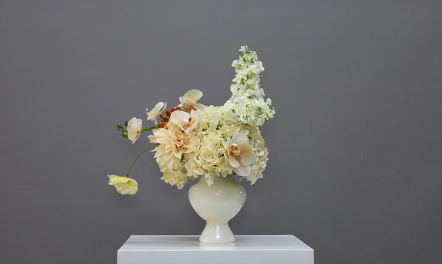 香槟 · 仿真花艺,36 × 33 × 43 cm