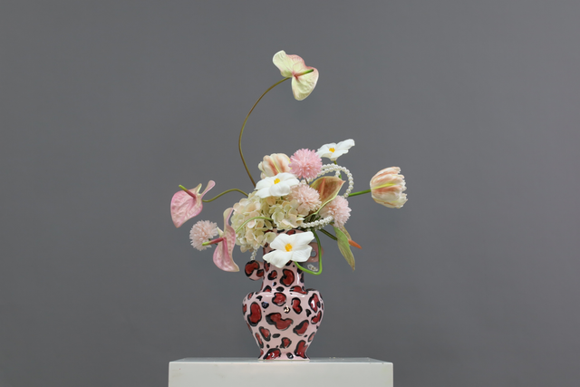 粉紫色 · 仿真花艺,46 × 37 × 63 cm