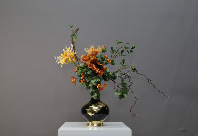 棕橘黄 · 仿真花艺,66 × 48 × 69 cm