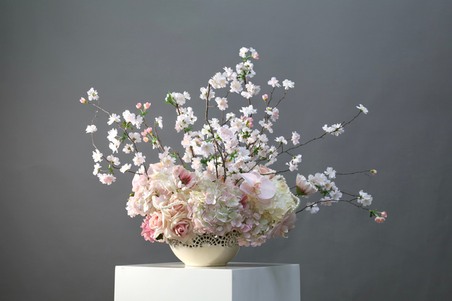 粉紫色 · 仿真花艺,92 × 62 × 70 cm
