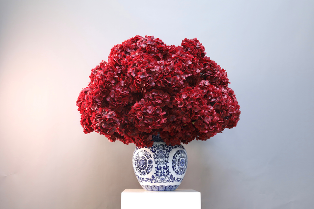 大堂花 · 仿真花艺,95 × 85 × 90 cm
