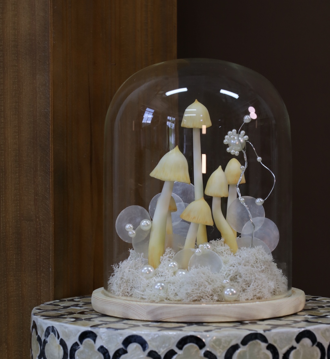 米白色 · 仿真花艺,20 × 25 cm