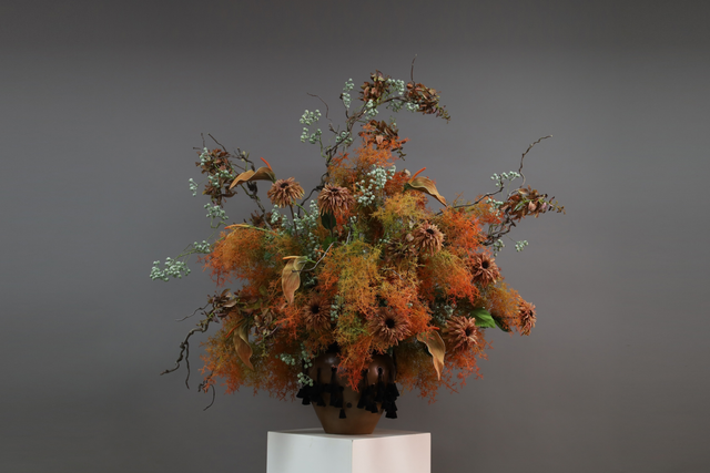 棕橘香槟黄色 · 仿真花艺,145 × 120 × 140 cm