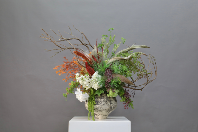 棕橘黄 · 仿真花艺,91 × 46 × 73 cm