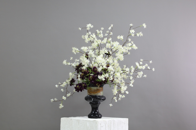 米白色 · 仿真花艺,85 × 65 × 80 cm