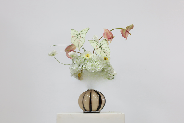 粉紫色 · 仿真花艺,55 × 30 × 59 cm