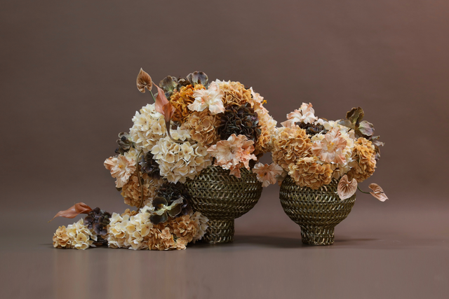 棕橘香槟黄色 · 仿真花艺,76 × 43 × 62 cm