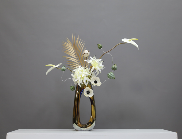 米白色 · 仿真花艺,65 × 22 × 60 cm