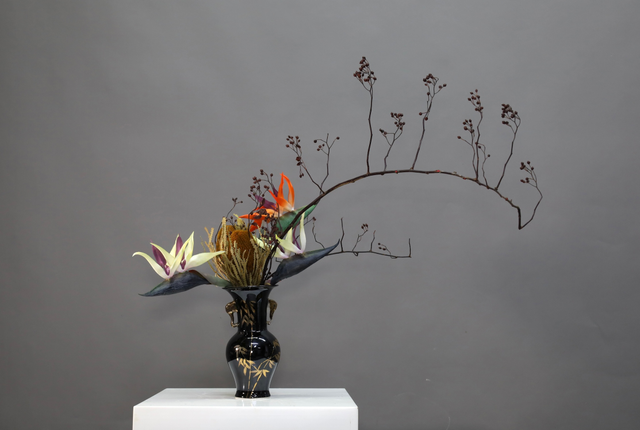棕橘黄 · 仿真花艺,78 × 40 × 68 cm
