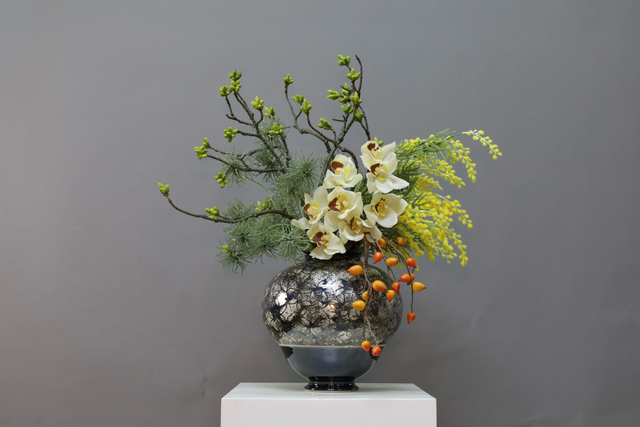 棕橘黄 · 仿真花艺,70 × 50 × 70 cm