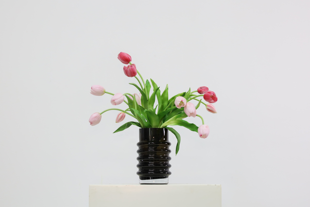 粉紫色 · 仿真花艺,44 × 35 × 44 cm