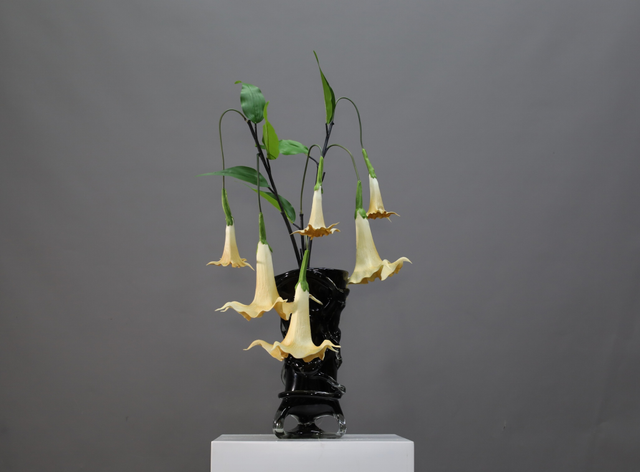 棕橘黄 · 仿真花艺,42 × 30 × 81 cm
