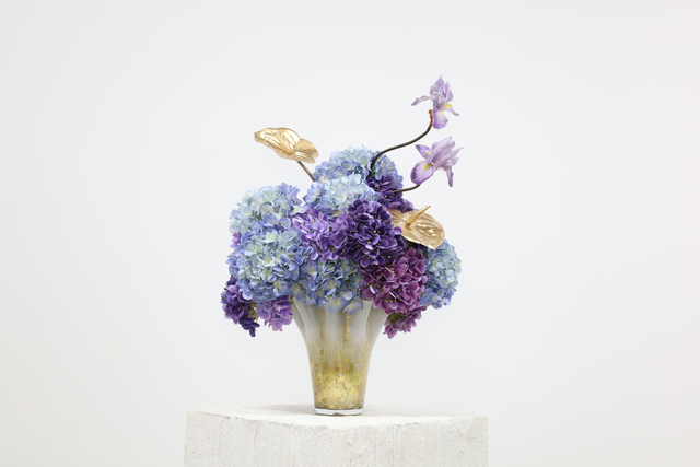 粉紫色 · 仿真花艺,40 × 38 × 62 cm