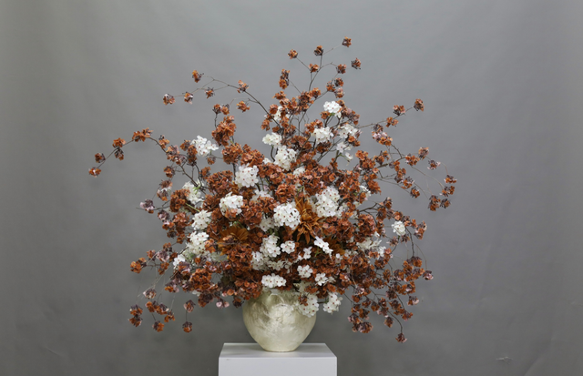 大堂花 · 仿真花艺,130 × 50 × 112 cm