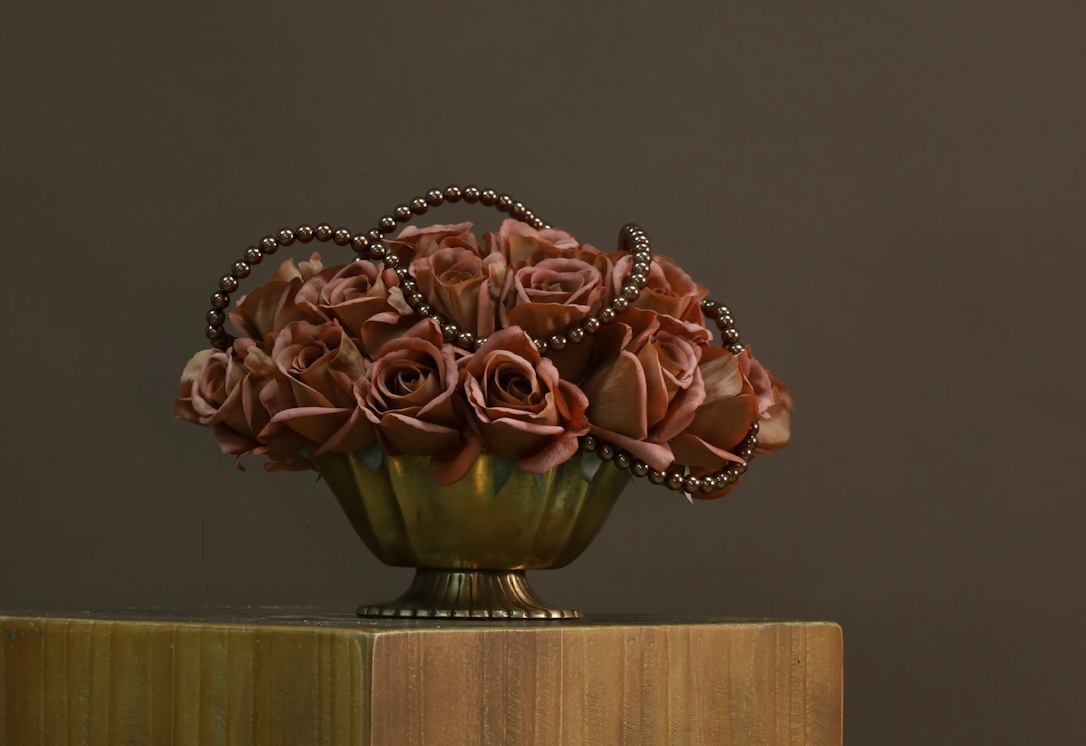 棕橘香槟黄色 · 仿真花艺，32 × 26 × 23 cm