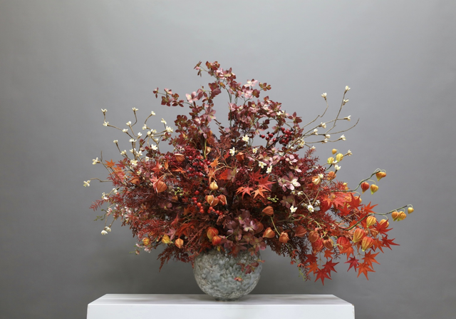 大堂花 · 仿真花艺,120 × 95 × 105 cm