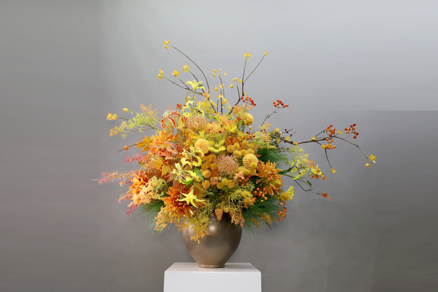 大堂花 · 仿真花艺,130 × 80 × 120 cm
