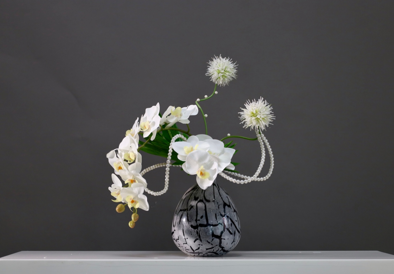米白色 · 仿真花艺,40 × 41 × 54 cm