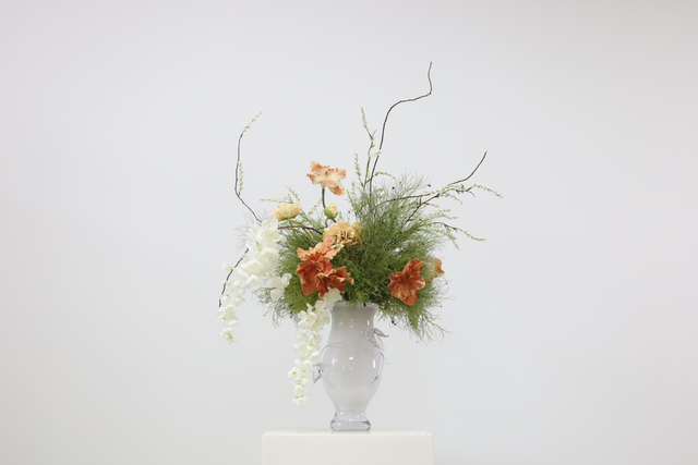 棕橘黄 · 仿真花艺,65 × 52 × 90 cm