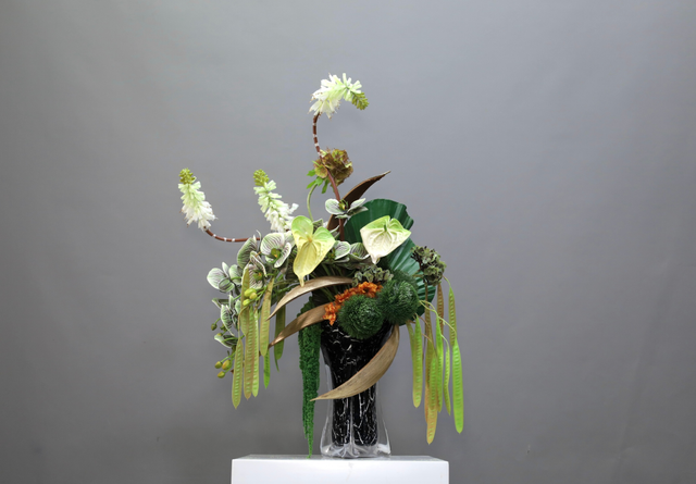 绿色 · 仿真花艺，62 × 35 × 82 cm