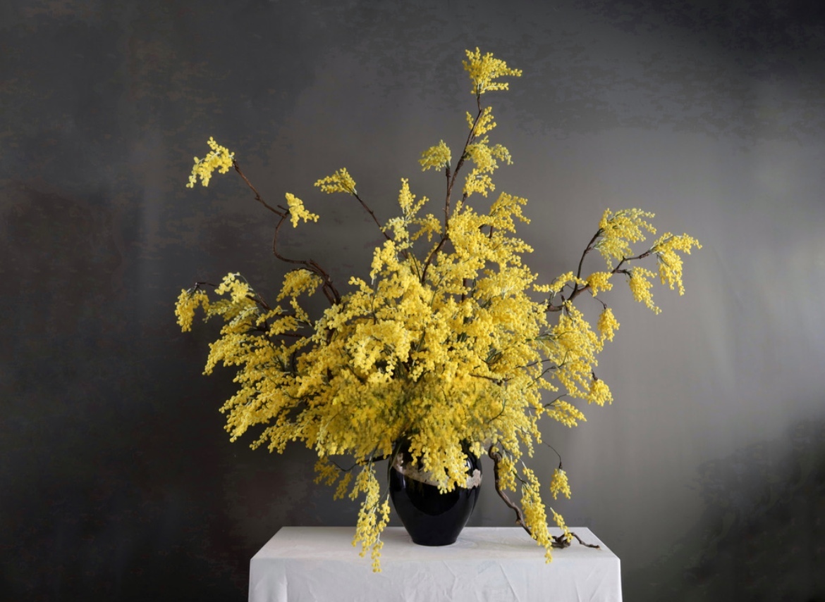 大堂花 · 仿真花艺,180 × 112 × 138 cm