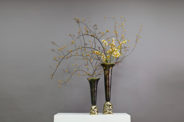 棕橘黄 · 仿真花艺,135 × 90 × 150 cm