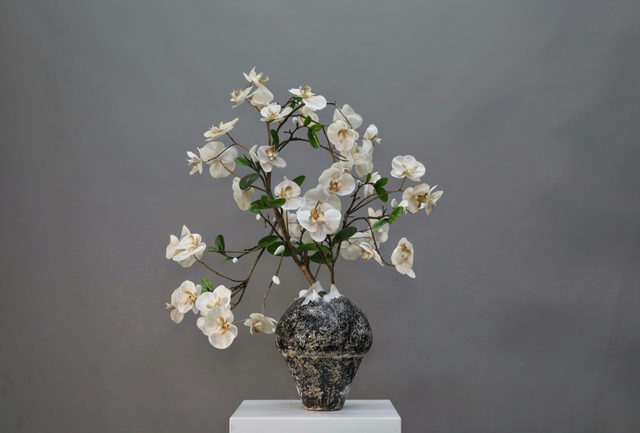 米白色 · 仿真花艺,70 × 55 × 90 cm