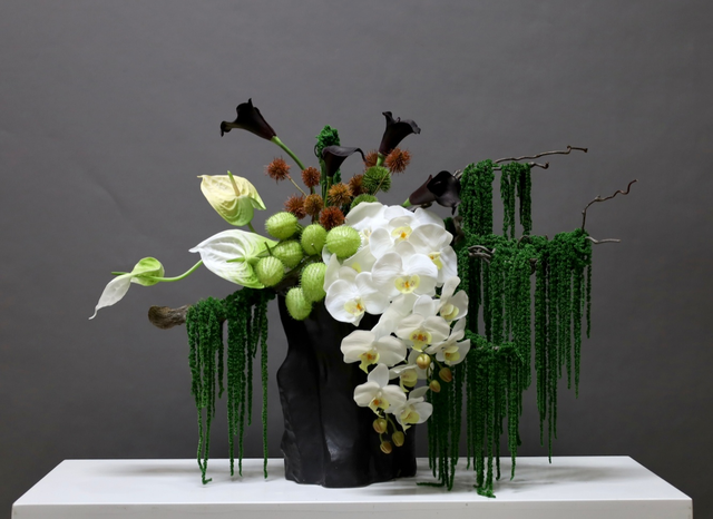 绿色 · 仿真花艺，87 × 41 × 63 cm
