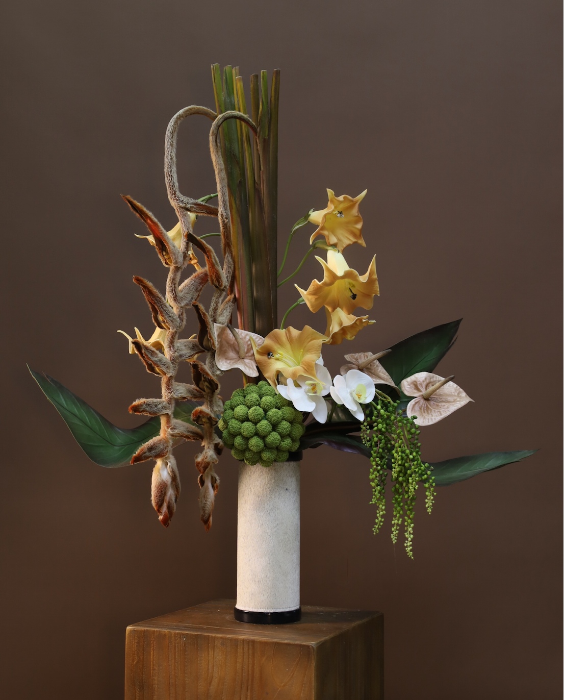 棕橘香槟黄色 · 仿真花艺,88 × 46 × 98 cm