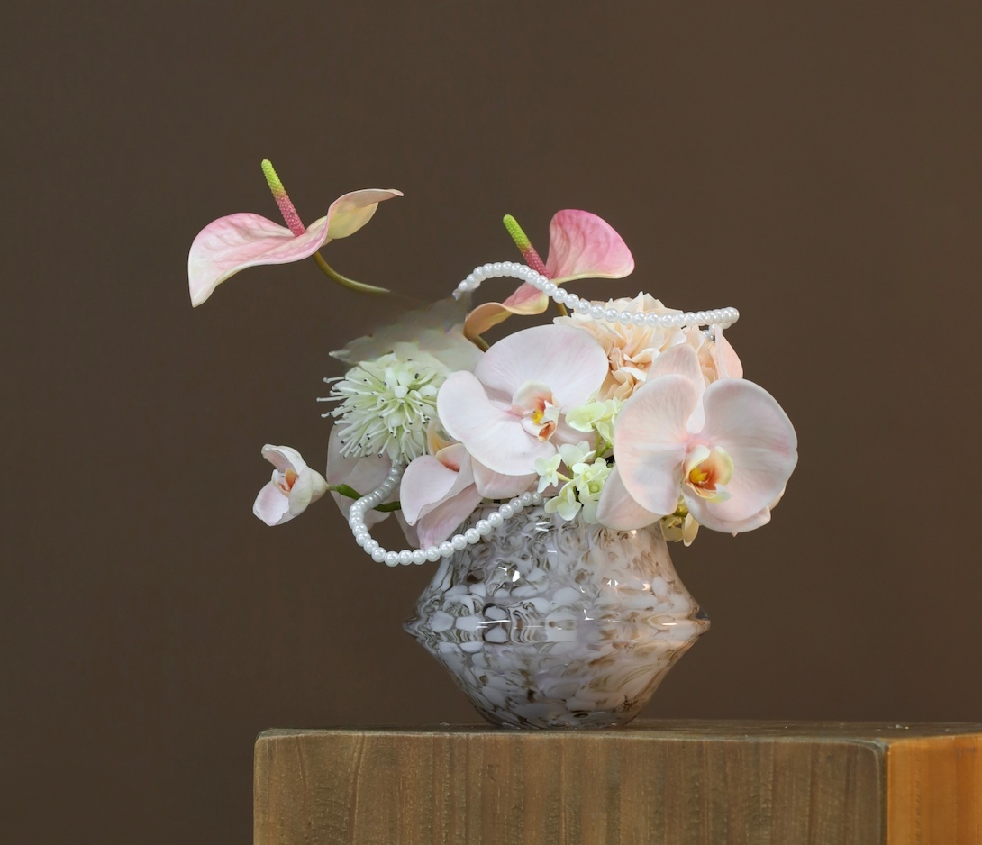 粉紫色 · 仿真花艺,31 × 28 × 31 cm