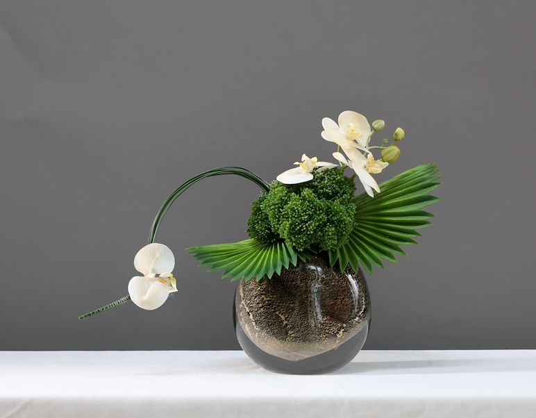 绿色 · 仿真花艺,46 × 18 × 32 cm