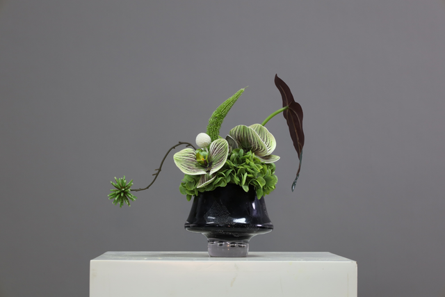 绿色 · 仿真花艺,34 × 16 × 30 cm