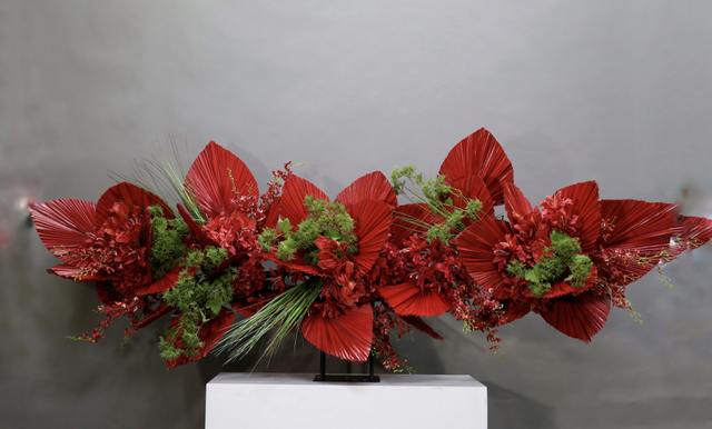 大堂花 · 仿真花艺,240 × 75 × 93 cm