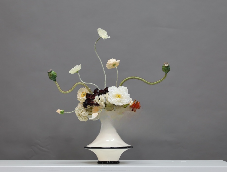 米白色 · 仿真花艺,25 × 27 × 57 cm