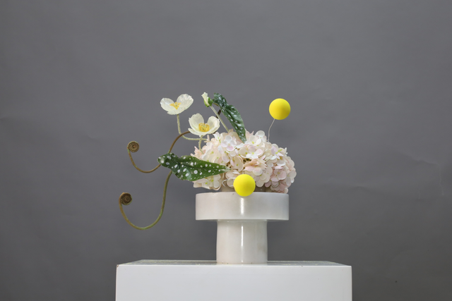 粉紫色 · 仿真花艺,33 × 24 × 36 cm
