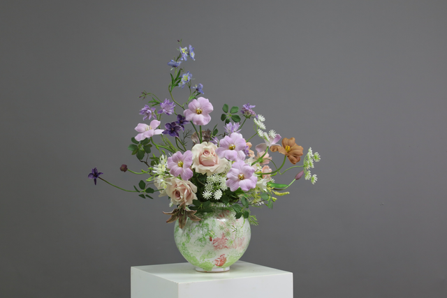 粉紫色 · 仿真花艺,75 × 55 × 78 cm