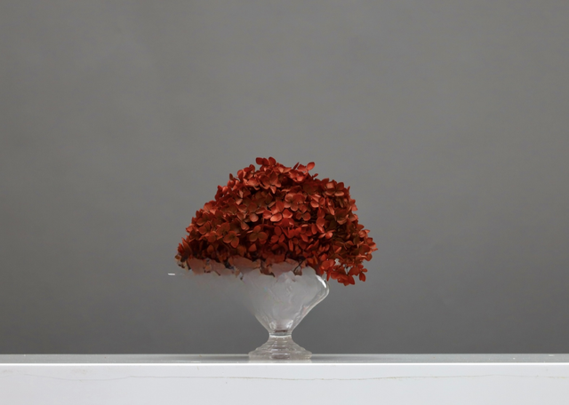 红色 · 仿真花艺,20 × 20 × 22 cm