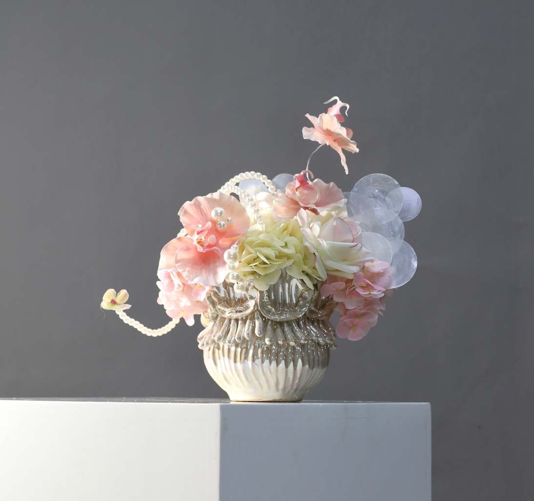 粉紫色 · 仿真花艺,33 × 23 × 34 cm