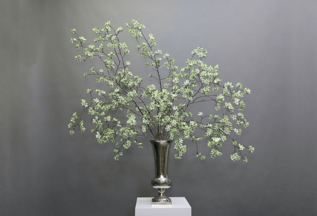 绿色 · 仿真花艺,126 × 122 × 146 cm
