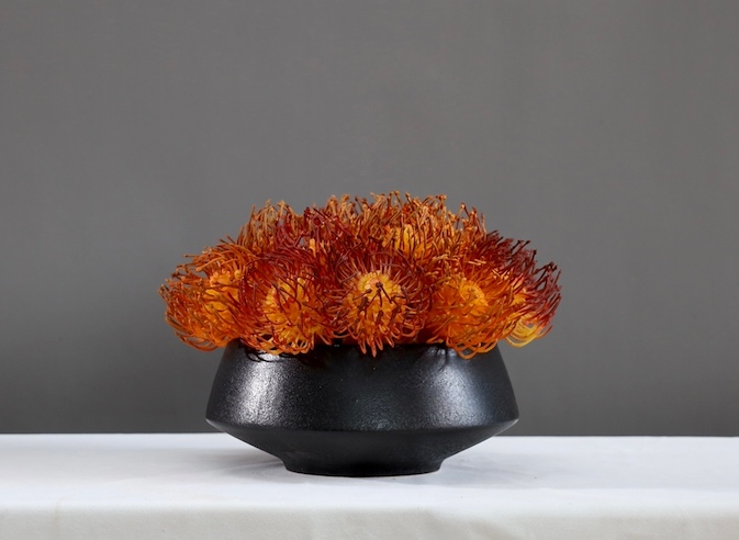 棕橘黄 · 仿真花艺,27 × 27 × 20 cm