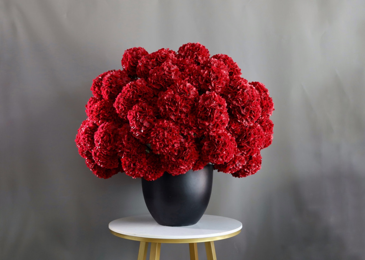 大堂花 · 仿真花艺,110 × 110 × 110 cm